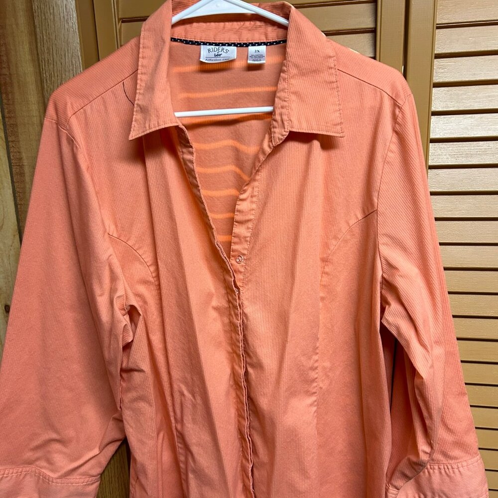 Lee Riders Blouses - Picture 4 of 7